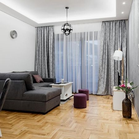 Apartmans Centar Τρέμπινιε Εξωτερικό φωτογραφία