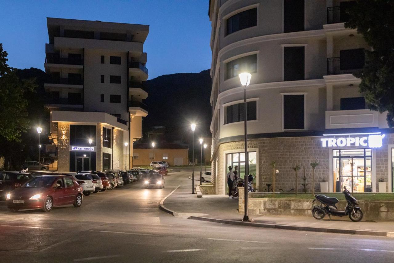 Apartmans Centar Τρέμπινιε Εξωτερικό φωτογραφία