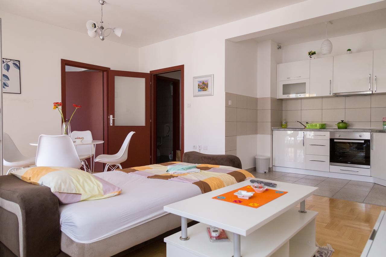 Apartmans Centar Τρέμπινιε Εξωτερικό φωτογραφία