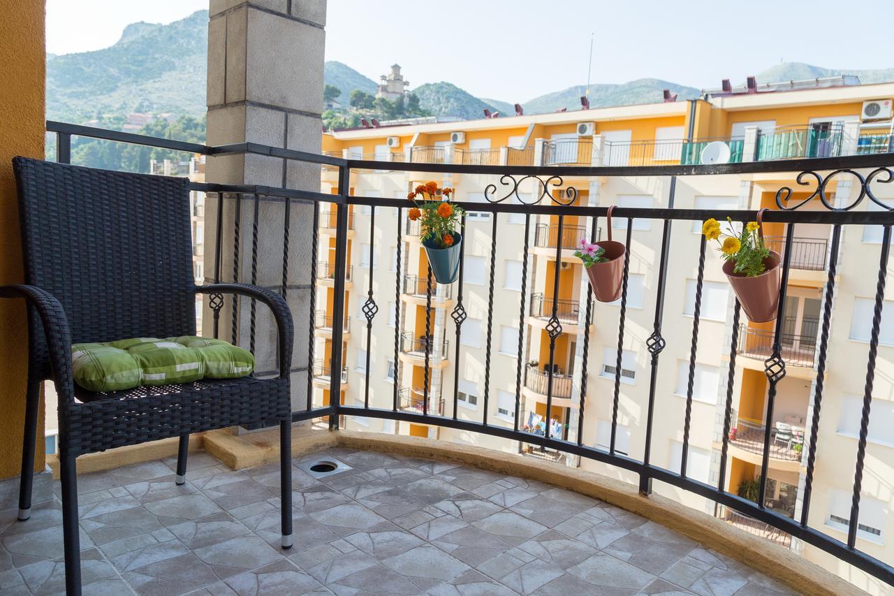 Apartmans Centar Τρέμπινιε Εξωτερικό φωτογραφία